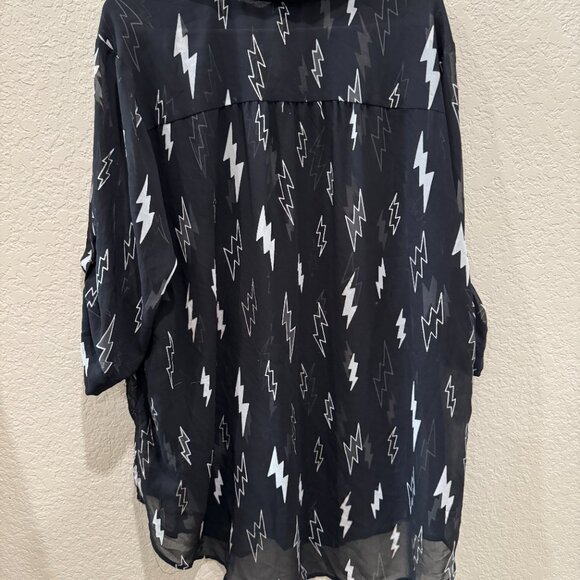Torrid sheer lightning blouse - Picture 2 of 5